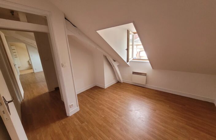 Maison mitoyenne 4 chambres à Gournay-en-Bray — photo 4
