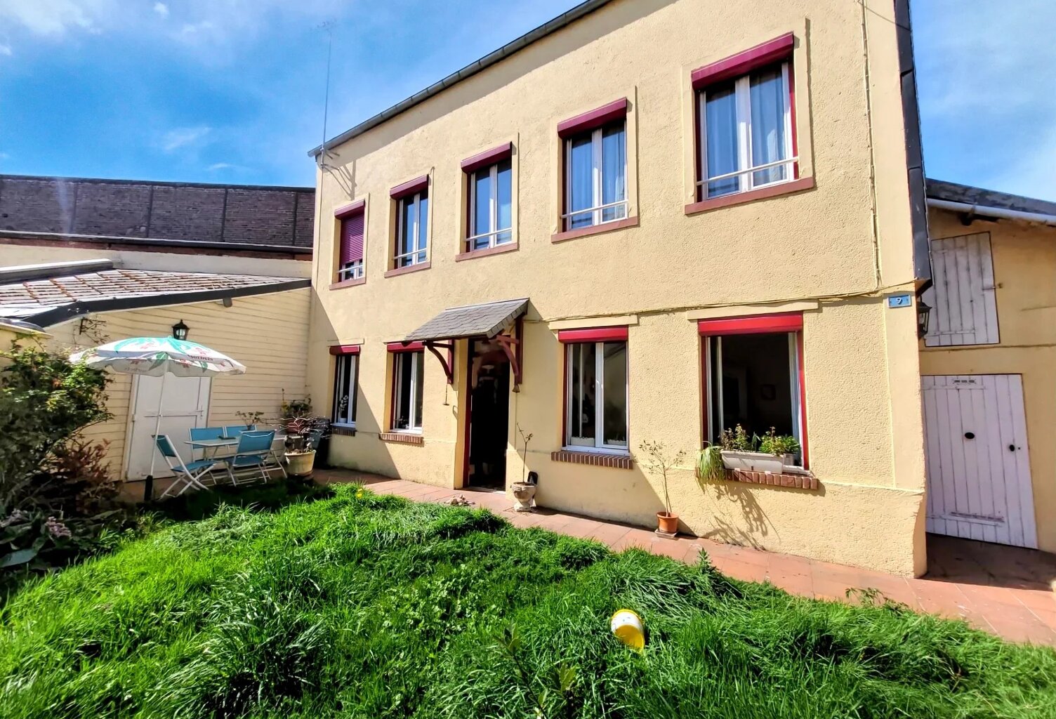 Maison de caractère  à Gournay-en-Bray — photo 1