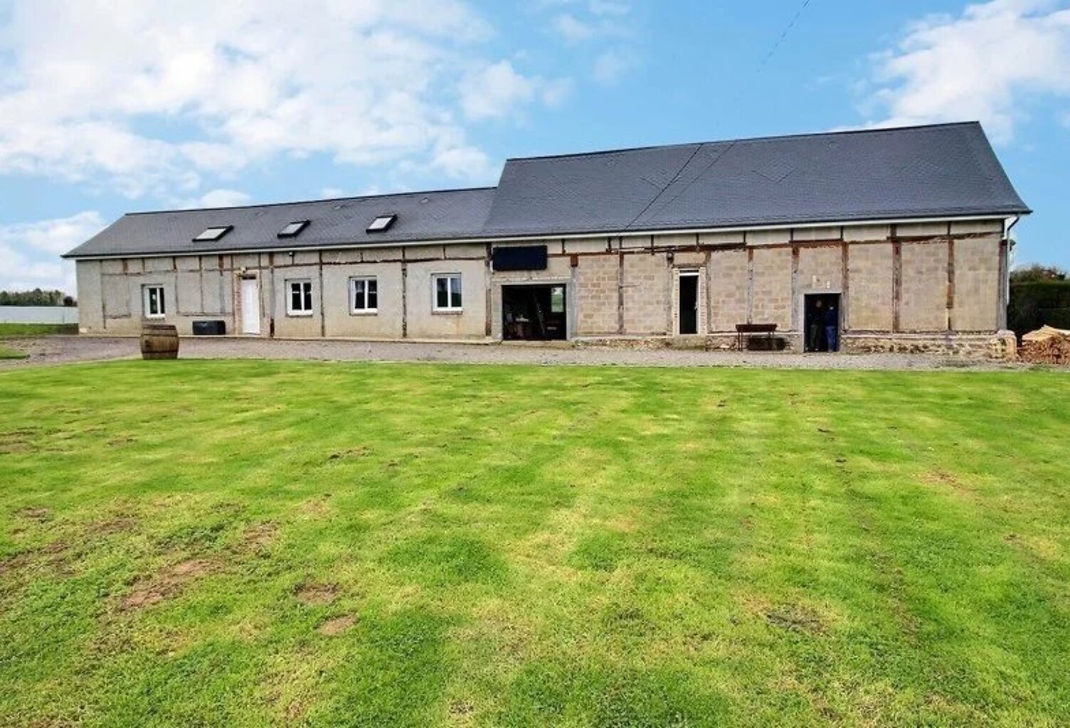 Vente maison 8 pièces 160 m² Forges-les-Eaux (76440) — photo 1