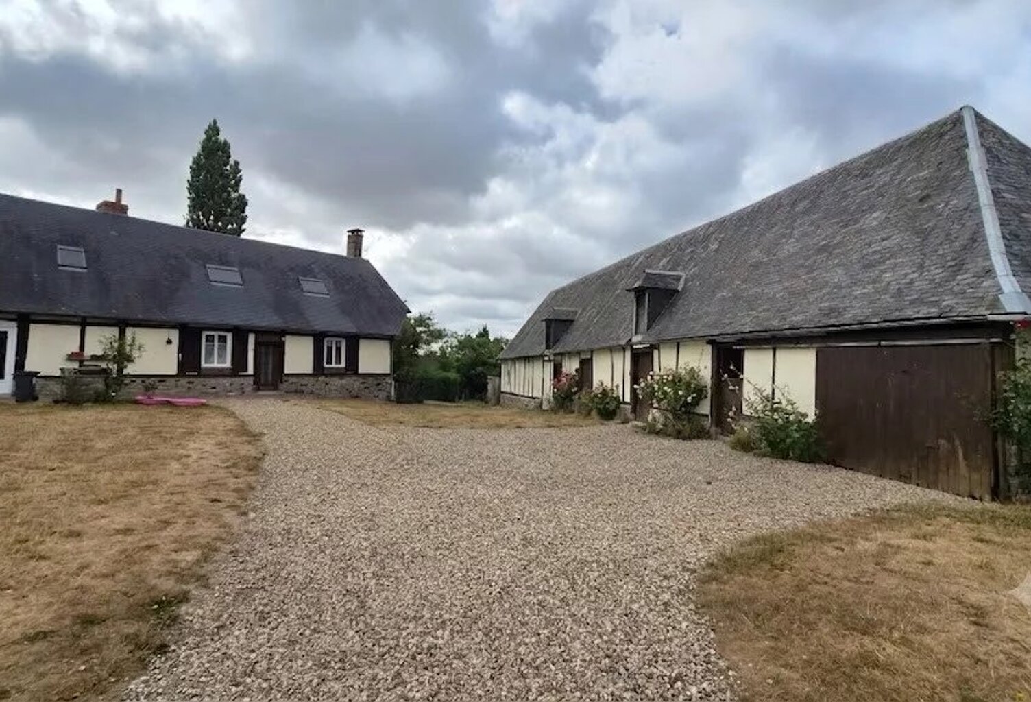 Vente maison 7 pièces 168 m² Longmesnil (76440) — photo 1