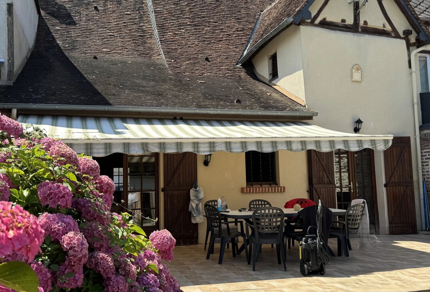 Charmante maison de 8 pièces — photo 1