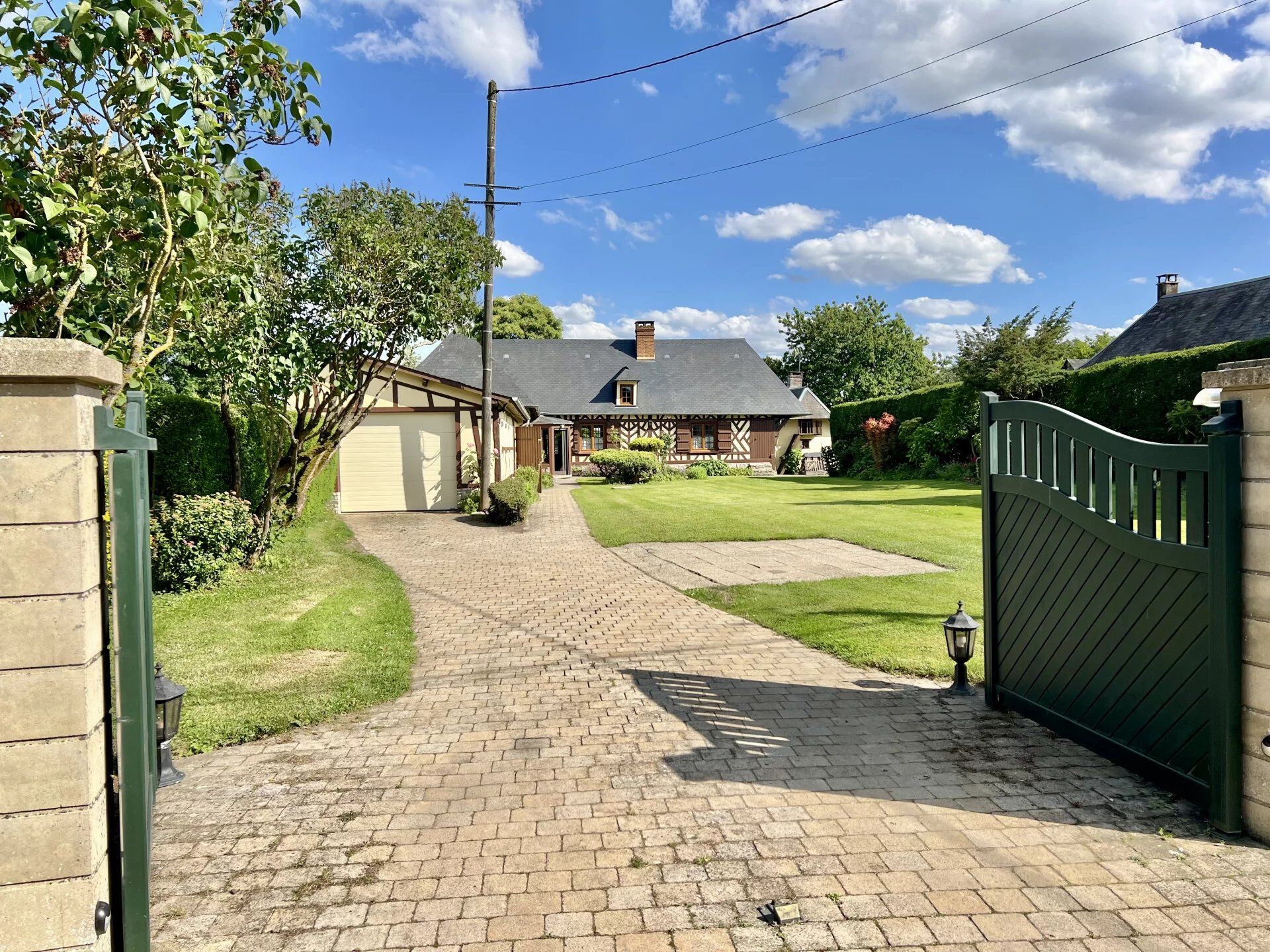 Maison 6 pièces 170 m² · à Campeaux · 170 m² · 249 000 €