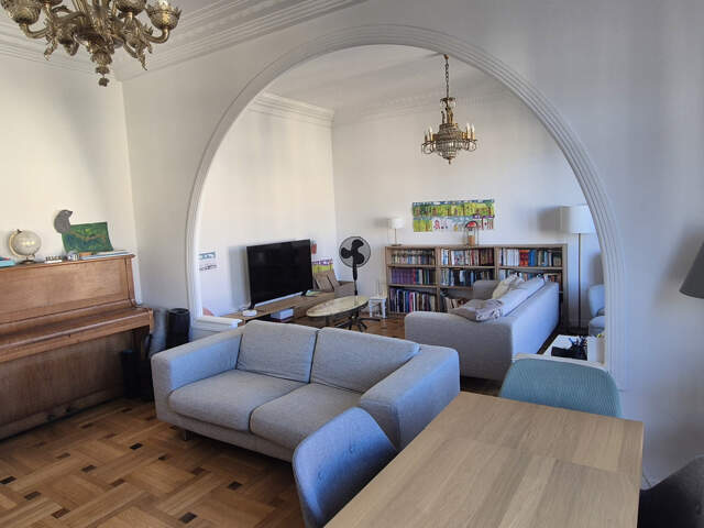 A VENDRE CHARMANT 3 PIÈCES AU 5e ÉTAGE NICE — photo du bien