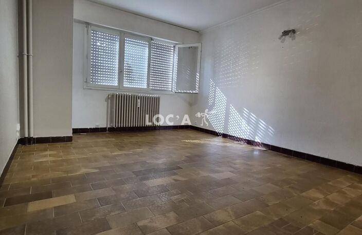Location appartement 3 pièces 47 m² à Dijon (21000) — photo 4