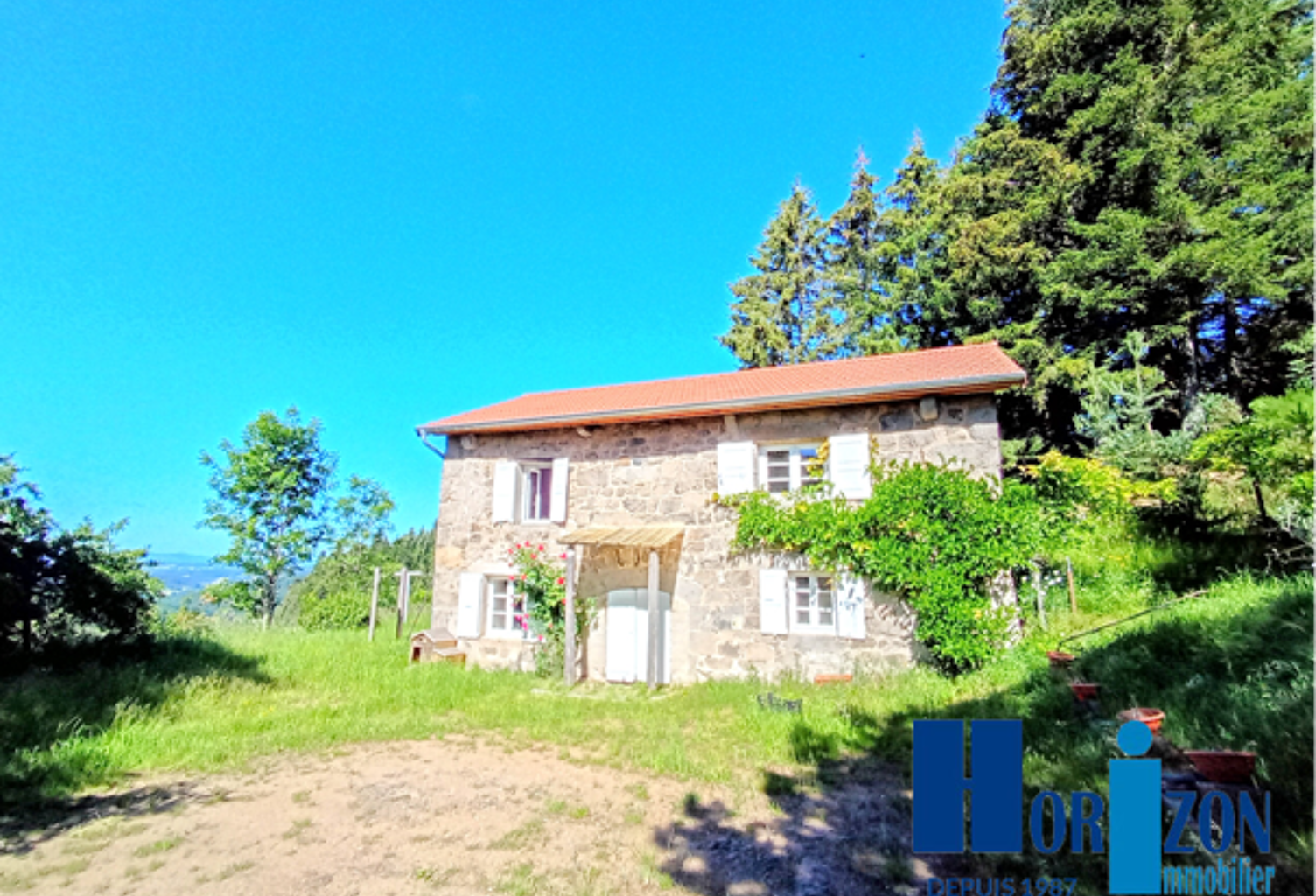 BELLE MAISON DE CAMPAGNE EN PIERRE SAINT REGIS DU COIN SECTE — photo 1
