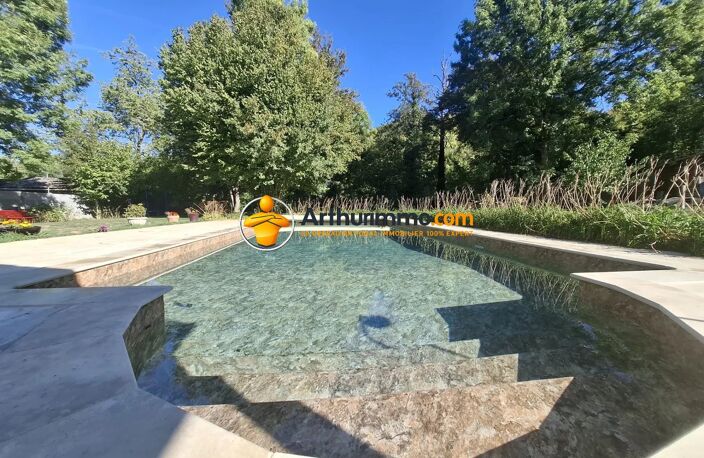 BELLE PROPRIÉTÉ DE 166 m² SUR UN MAGNIFIQUE TERRAIN DE 2 074 m² AVEC PISCINE — photo 2
