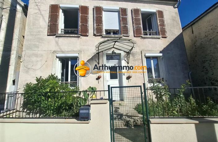 BELLE PROPRIÉTÉ DE 166 m² SUR UN MAGNIFIQUE TERRAIN DE 2 074 m² AVEC PISCINE — photo 3
