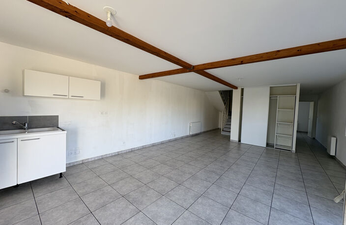 Appartement T5 en duplex avec terrasse et jardin — photo 3