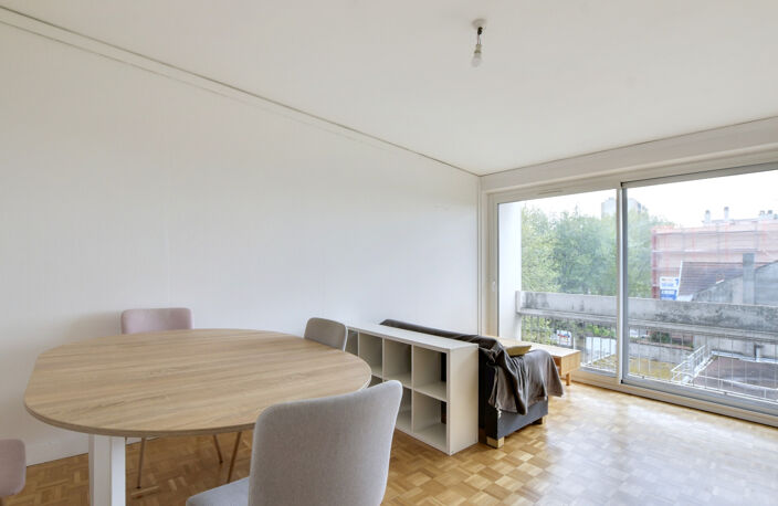 Appartement T2 meublé - BUSCA — photo 4