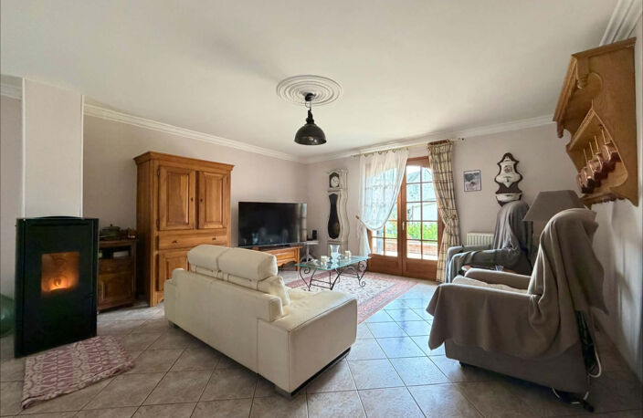 NOUVEAUTE : PAVILLON FAMILIAL AVEC TOUT LE CONFORT EN RDC ET — photo 4