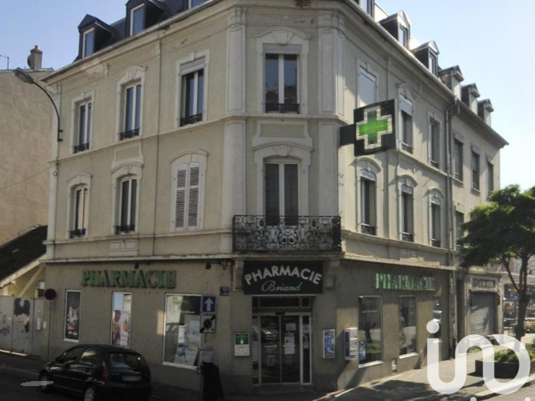 Location Appartement 4 pièces — photo 1