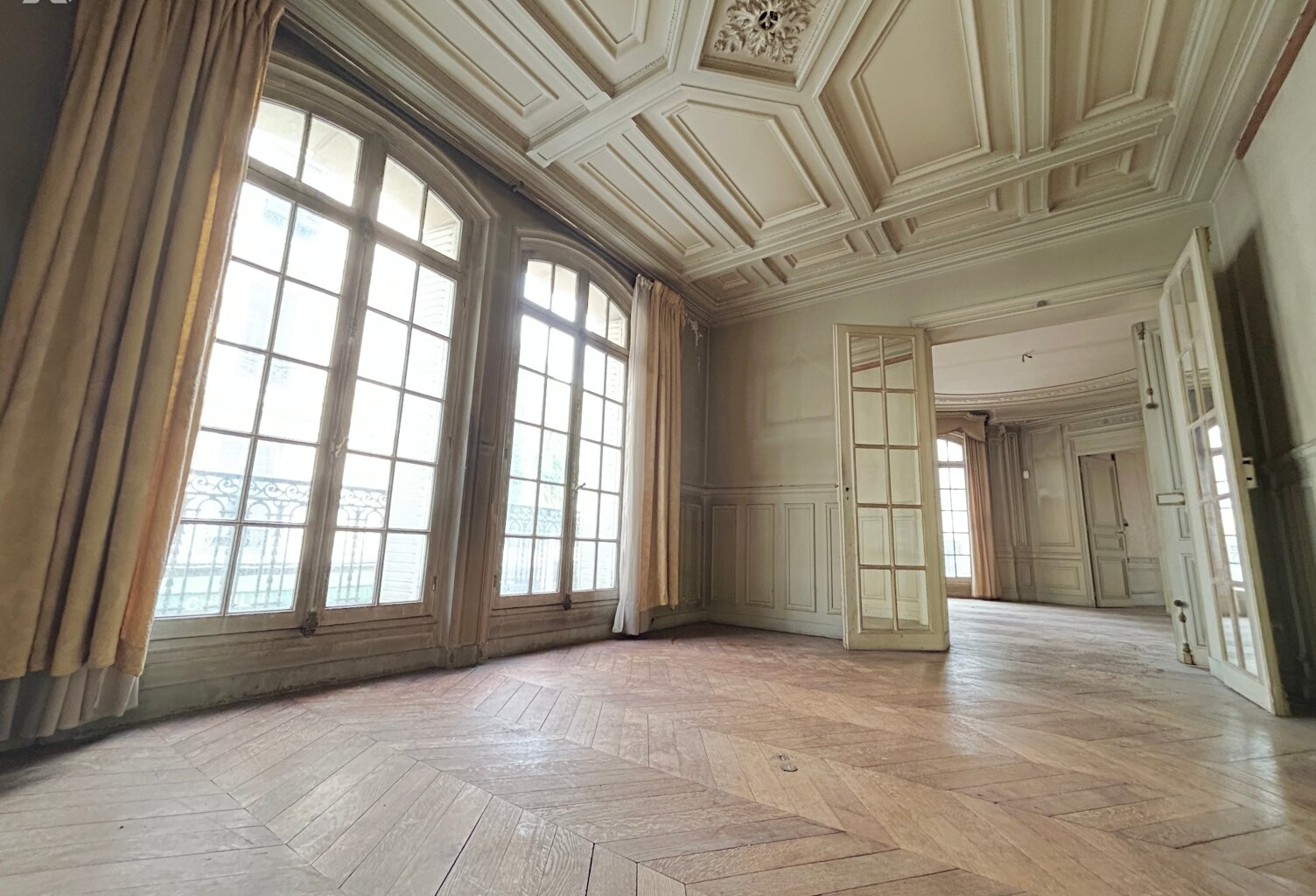 Vente appartement 5 pièces 126 m² Paris 16 (75016) — photo 1