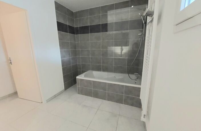 Location appartement 3 pièces 71 m² à Ferney-Voltaire (01210) — photo 5