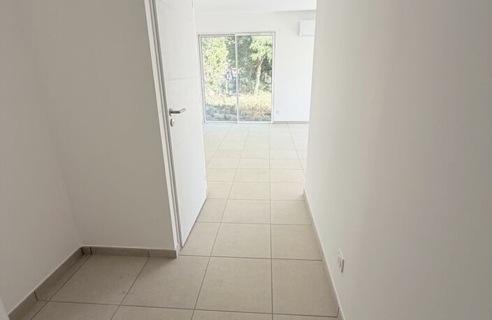 Vente Maison/villa 4 pièces — photo 3