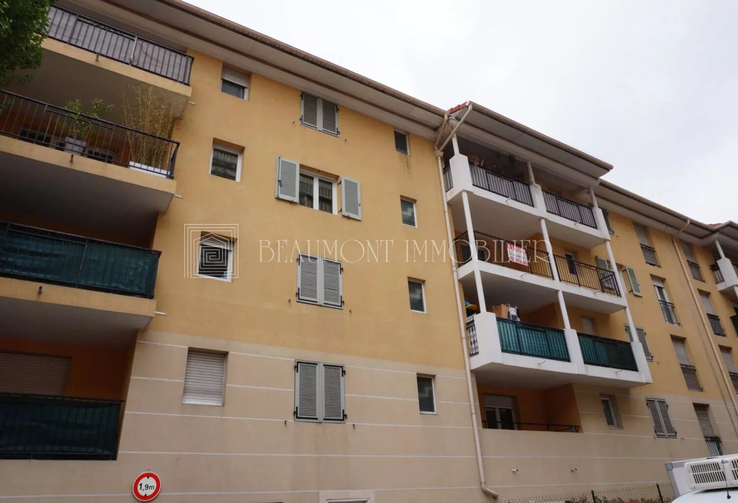 2 PIECES ETAGE ELEVE — photo 1