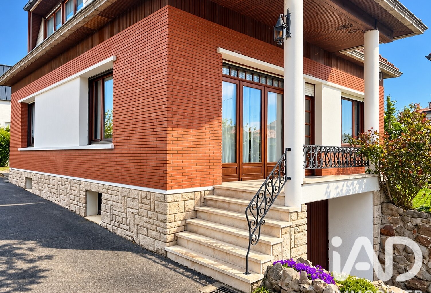 Vente Maison/villa 9 pièces — photo 1