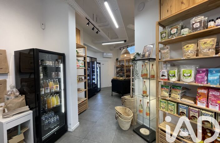 Vente Local commercial 72 m&sup2; — photo 4