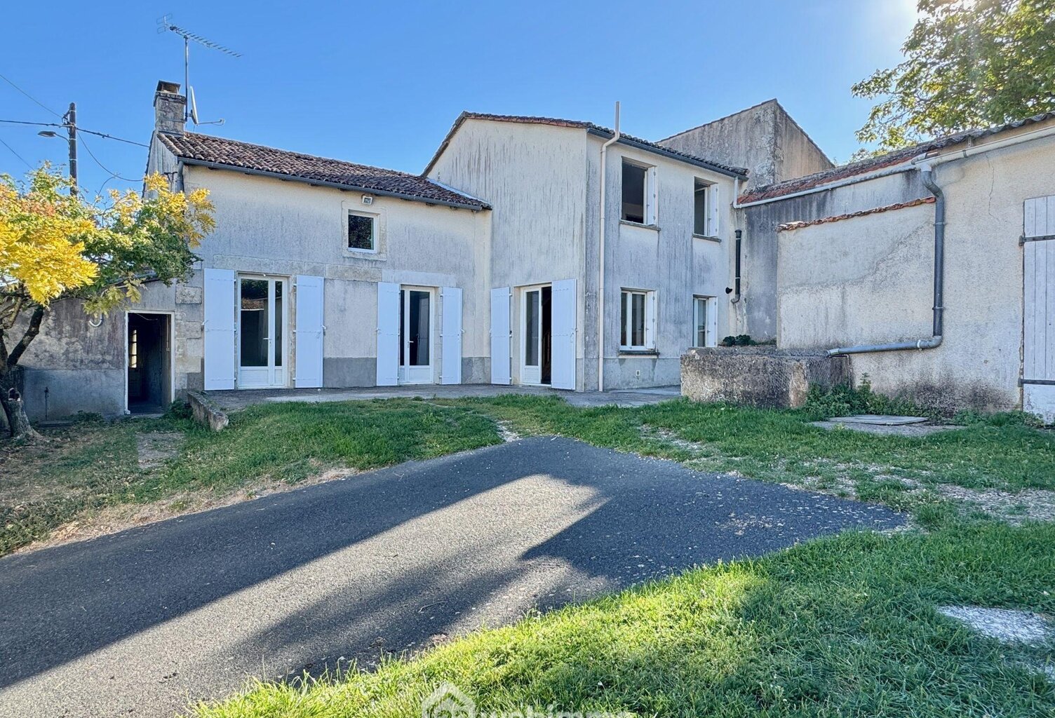 Maison - 105m² - Migné-Auxances — photo 1