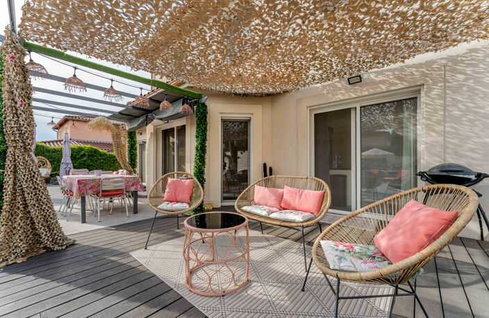 Ste Foy Maison familiale avec piscine — photo 3