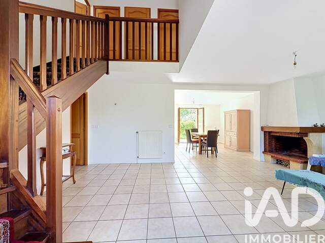 Vente Maison traditionnelle 6 pièces — photo du bien