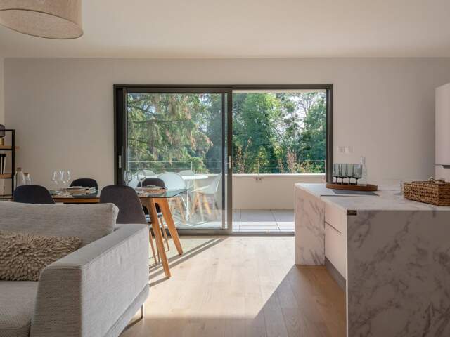 Écully – Domaine Virescens – Appartement T4 - balcon — photo du bien