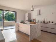 Écully – Domaine Virescens – Appartement T4 - balcon — photo 2