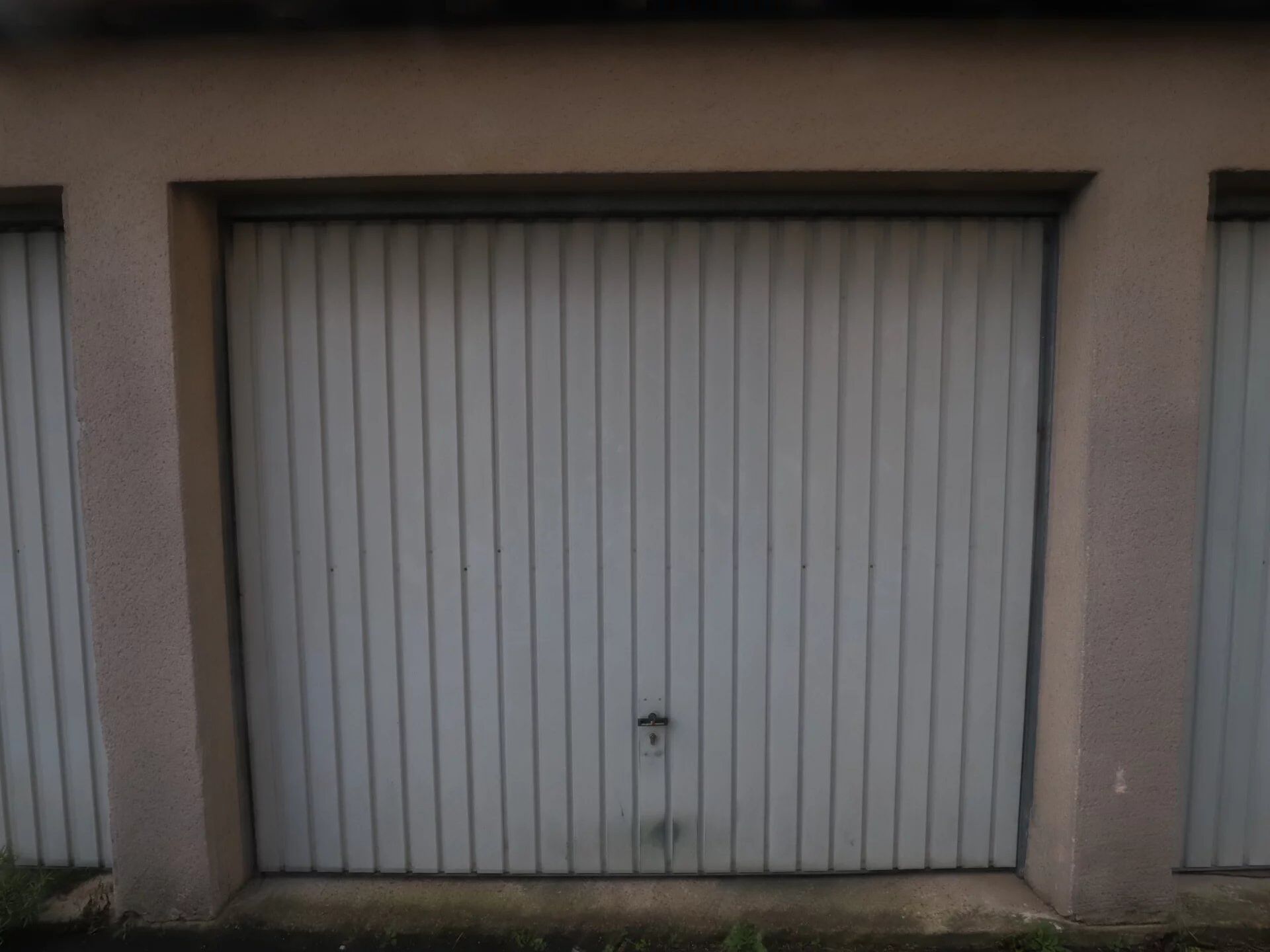 Parking 12 m² · à Montlhéry · 12 m² · 95 €/mois