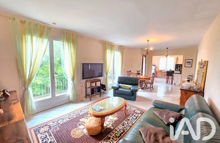 Vente Maison/villa 5 pièces — photo 2