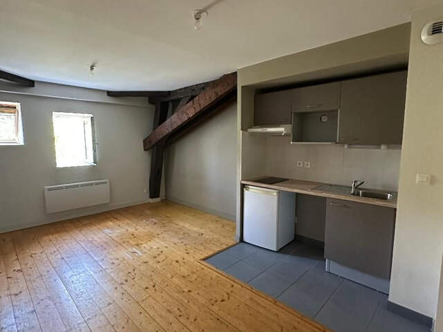 Appartement à louer POITIERS — photo du bien
