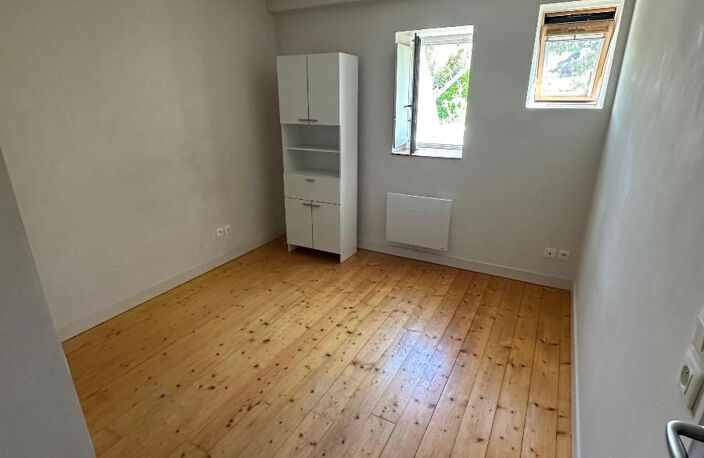 Appartement à louer POITIERS — photo 3