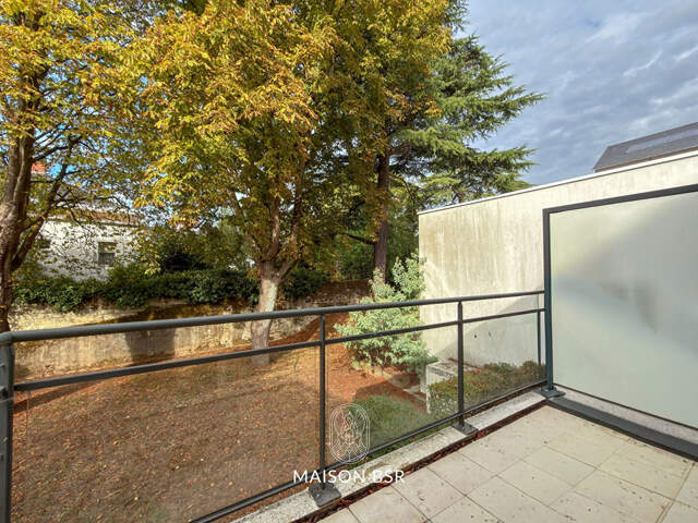 Nantes - Rue de Gigant - Appartement T2 de 50 m2 au dernier étage avec balcon. — photo du bien
