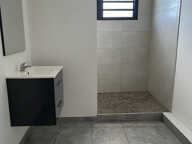 A LOUER - APPARTEMENT T3 - LIGNE PARADIS - SAINT-PIERRE — photo 4