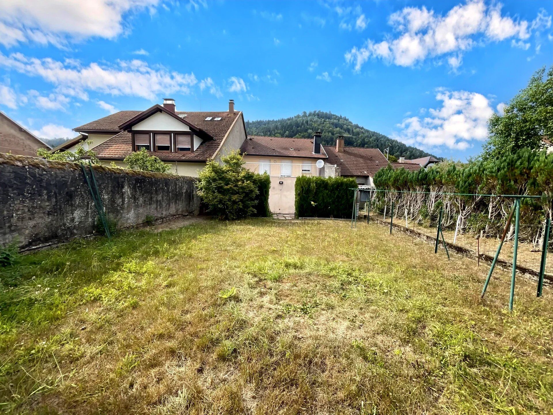 Maison 7 pièces 134 m² · à Celles-sur-Plaine · 134 m² · 143 500 €