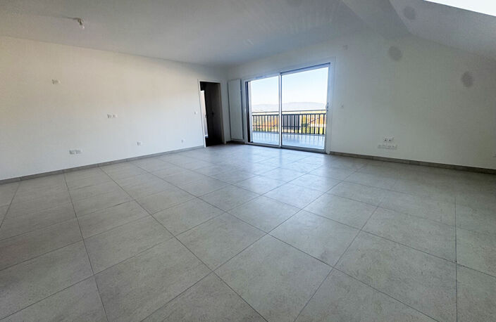 T4 BBC -  DERNIER ETAGE  TERRASSE 36 M2 — photo 3