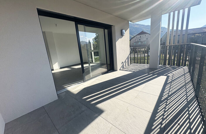 T4 BBC -   TERRASSE 14 M2 SUD — photo 2