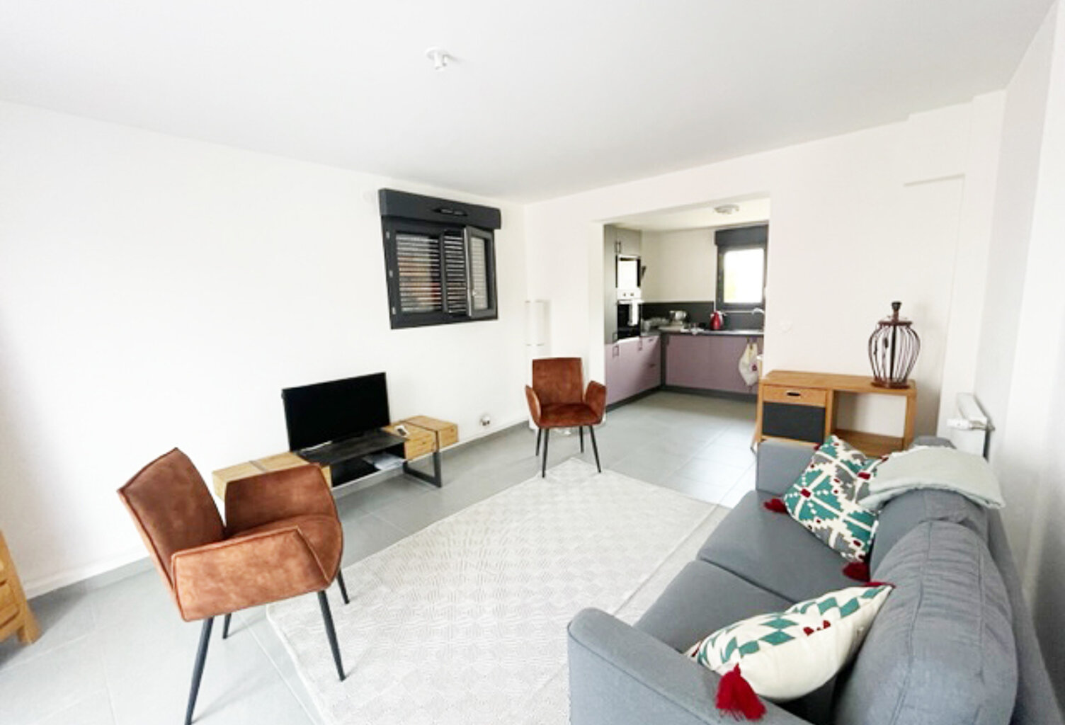 T2 DUPLEX  RECENT  - DERNIER ETAGE  - MEUBLE — photo 1