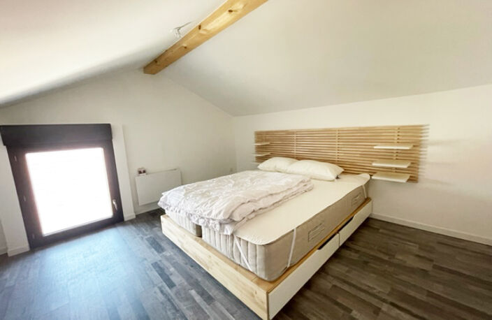 T2 DUPLEX  RECENT  - DERNIER ETAGE  - MEUBLE — photo 3