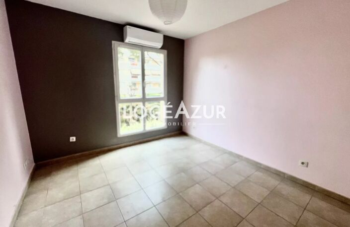 VENTE APPARTEMENT  ANTIBES - 2 CHAMBRES - GARAGE — photo 3