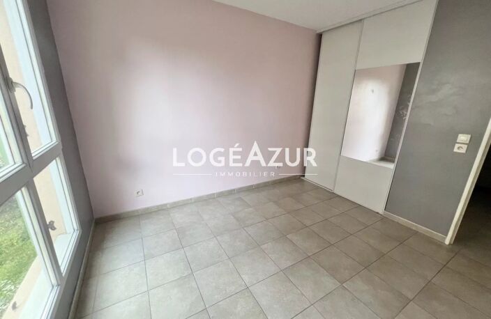 VENTE APPARTEMENT  ANTIBES - 2 CHAMBRES - GARAGE — photo 4