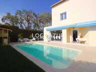 VENTE VILLA 5 CHAMBRES ANTIBES - PISCINE - SALLE DE JEUX - PARKI — photo 2