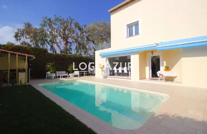 VENTE VILLA 5 CHAMBRES ANTIBES - PISCINE - SALLE DE JEUX - PARKI — photo 2