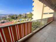 LOCATION MEUBLÉE JUAN LES PINS - APPARTEMENT 2 CHAMBRES - PISCIN — photo 3