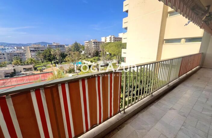 LOCATION MEUBLÉE JUAN LES PINS - APPARTEMENT 2 CHAMBRES - PISCIN — photo 3