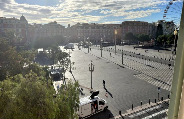 3 PIECE CLIMATISE PLACE MASSENA — photo 2