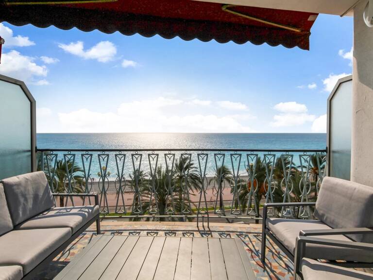 Nice Promenade des Anglais - 3 Pièces avec terrasse, cave et par — photo 1