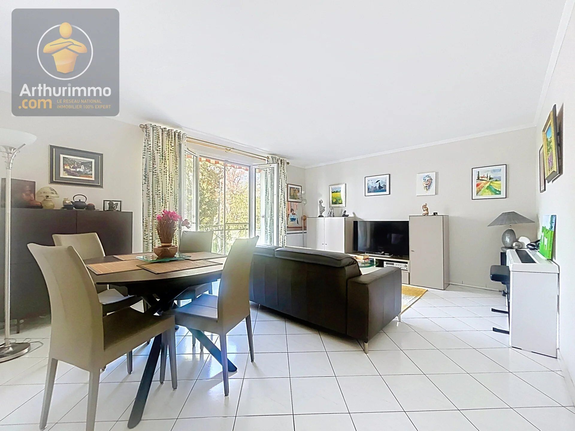 Appartement 3 pièces 73 m² · à Yerres · 73 m² · 242 000 €