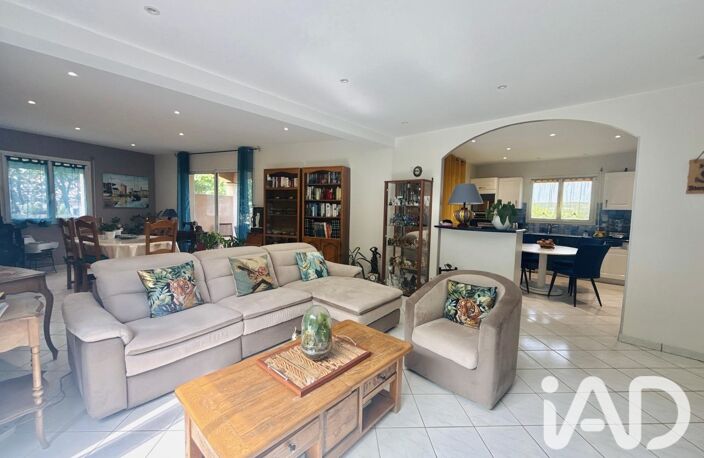 Vente Maison/villa 5 pièces — photo 3
