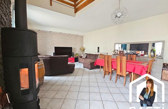 Le parfait cocon familial au cœur de Saint-Marcellin : 4 chambres, grand garage et zéro travail à prévoir ! — photo 4