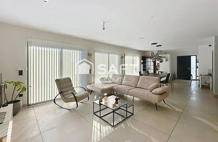Coup de cœur pour cette grande maison lumineuse et agencée avec goût!! — photo 5