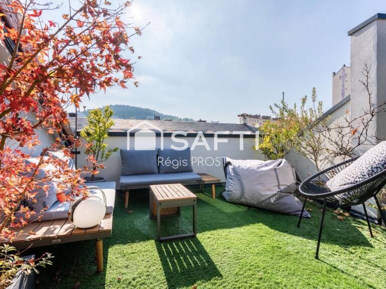 LOFT D'EXCEPTION EN DERNIER ÉTAGE AVEC TERRASSE TROPÉZIENNE — photo 1